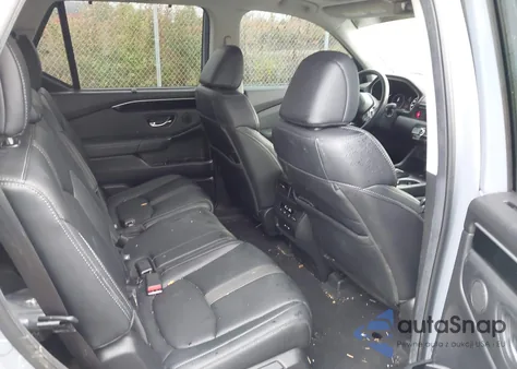 2024 Honda Pilot Touring z USA, uszkodzony, nr VIN 5FNYG1H72RB043484